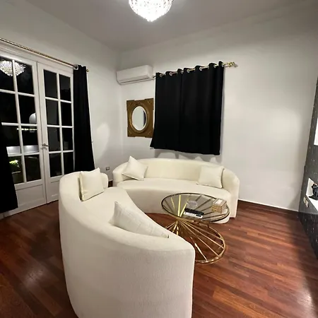 2 - Bedroom Apartment In The Heart Of Zamalek Visits Allowed Cairo Exterior photo
