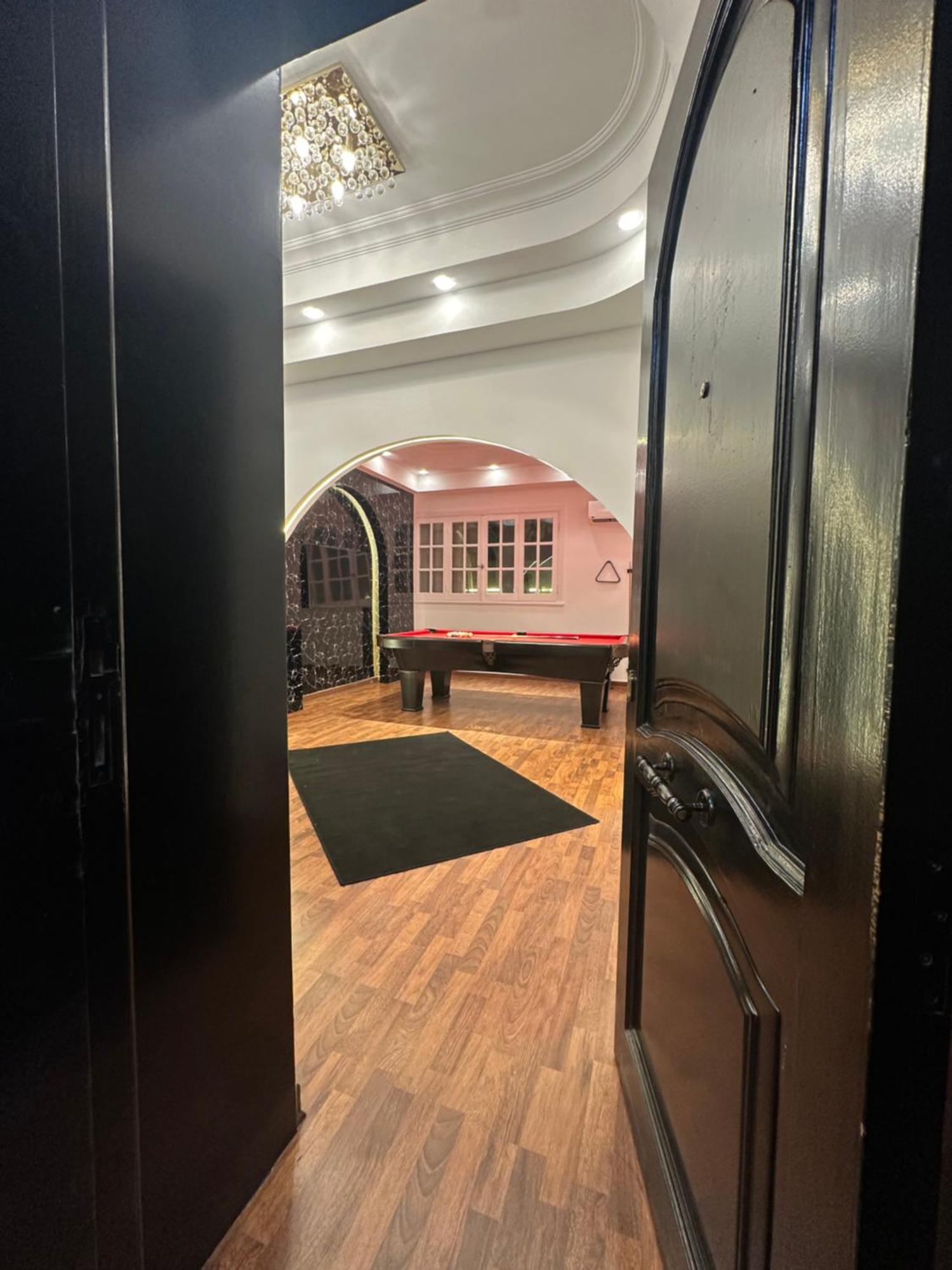 2 - Bedroom In The Heart Of Zamalek Visits Allowed Apartment